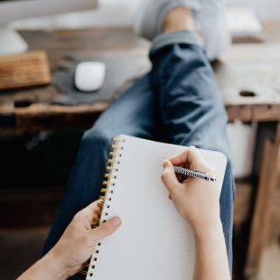 How to Write Romance?